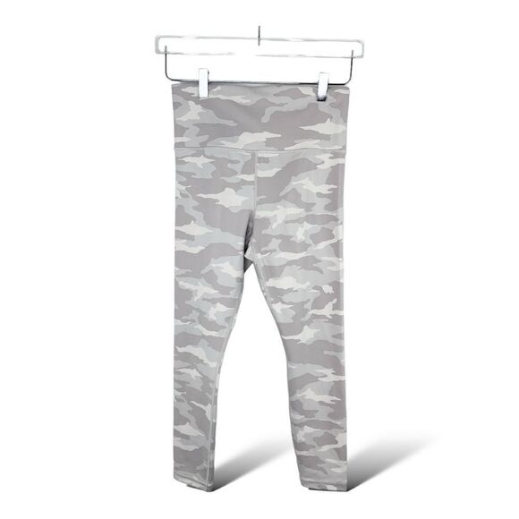 Athleta Elation Camo 7/8 Legging Tight‎ Cream Taupe Camo Sz Small - Picture 1 of 12